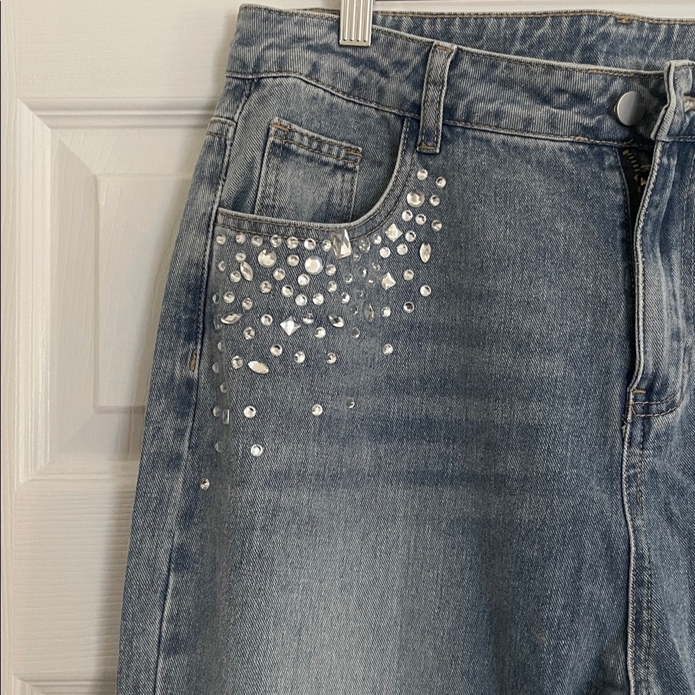 NWOT Vici Kayley Rhinestone Straight Leg Jeans - Picture 8 of 10
